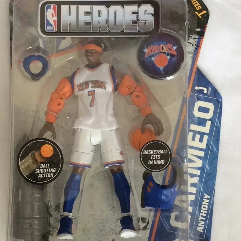 NIB Camelo Anthony Heroes Figurine